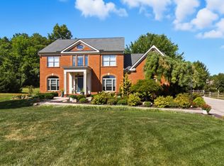 1191 Harrison Pond Dr, New Albany, OH 43054