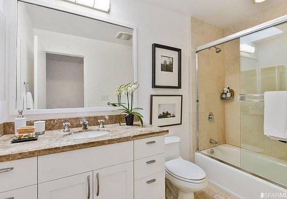 4th image of 1720 Clay St APT 13