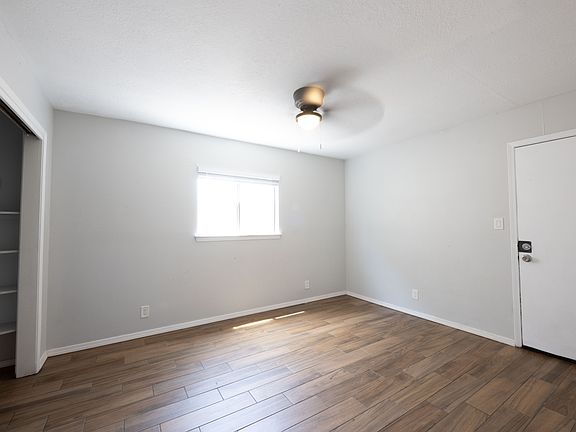 4th image of 309 Whispering Sands Ct SE #1