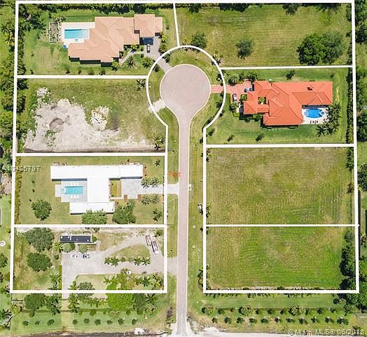 1st image of 17130 Reserve Ct