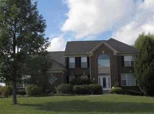 1704 Grandview Dr, Hebron, KY 41048