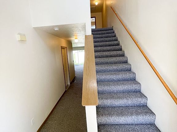 3rd image of 5503 Glenridge Way #5501