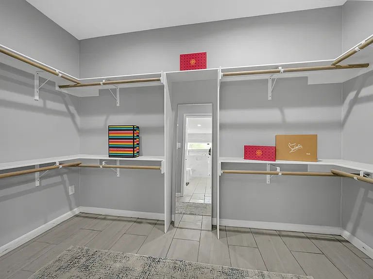 304 Milby St #1 — Photo 16