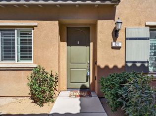 621 Calle Vibrante, Palm Desert, CA 92211