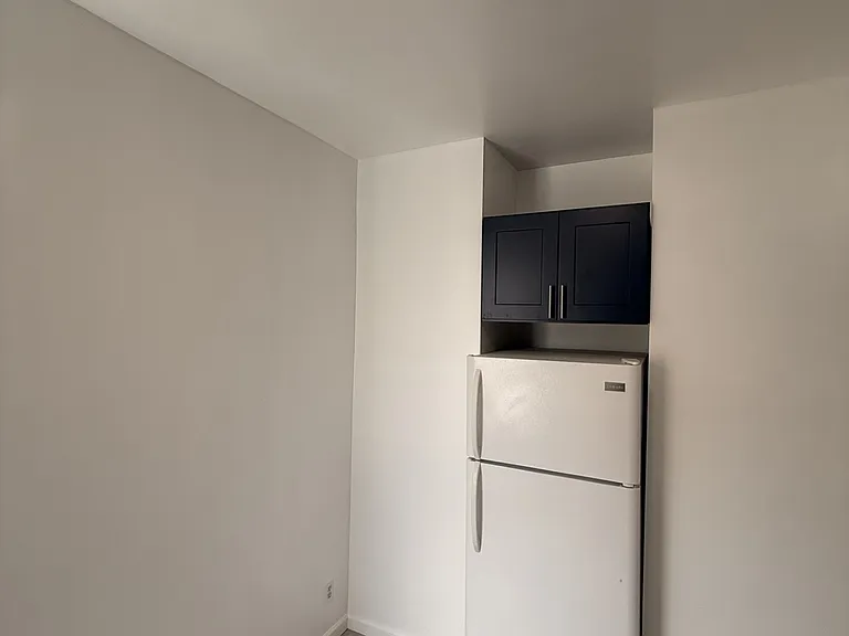 343 63rd St #3F — Photo 10