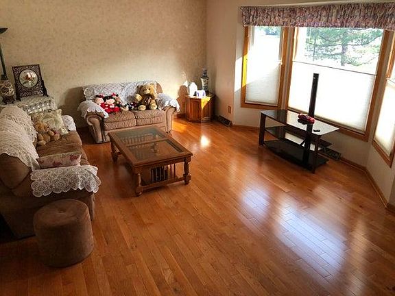 5th image of 16265 W Heatherly Dr