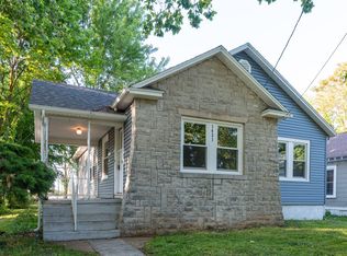 1431 E McDaniel St, Springfield, MO 65802