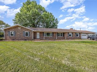 306 Pratt Rd, Dobson, NC 27017