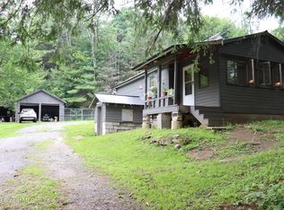 214 Lake Desolation Rd, Middle Grove, NY 12850