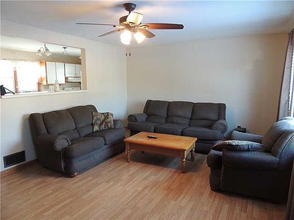 2nd image of 510 Duffey St