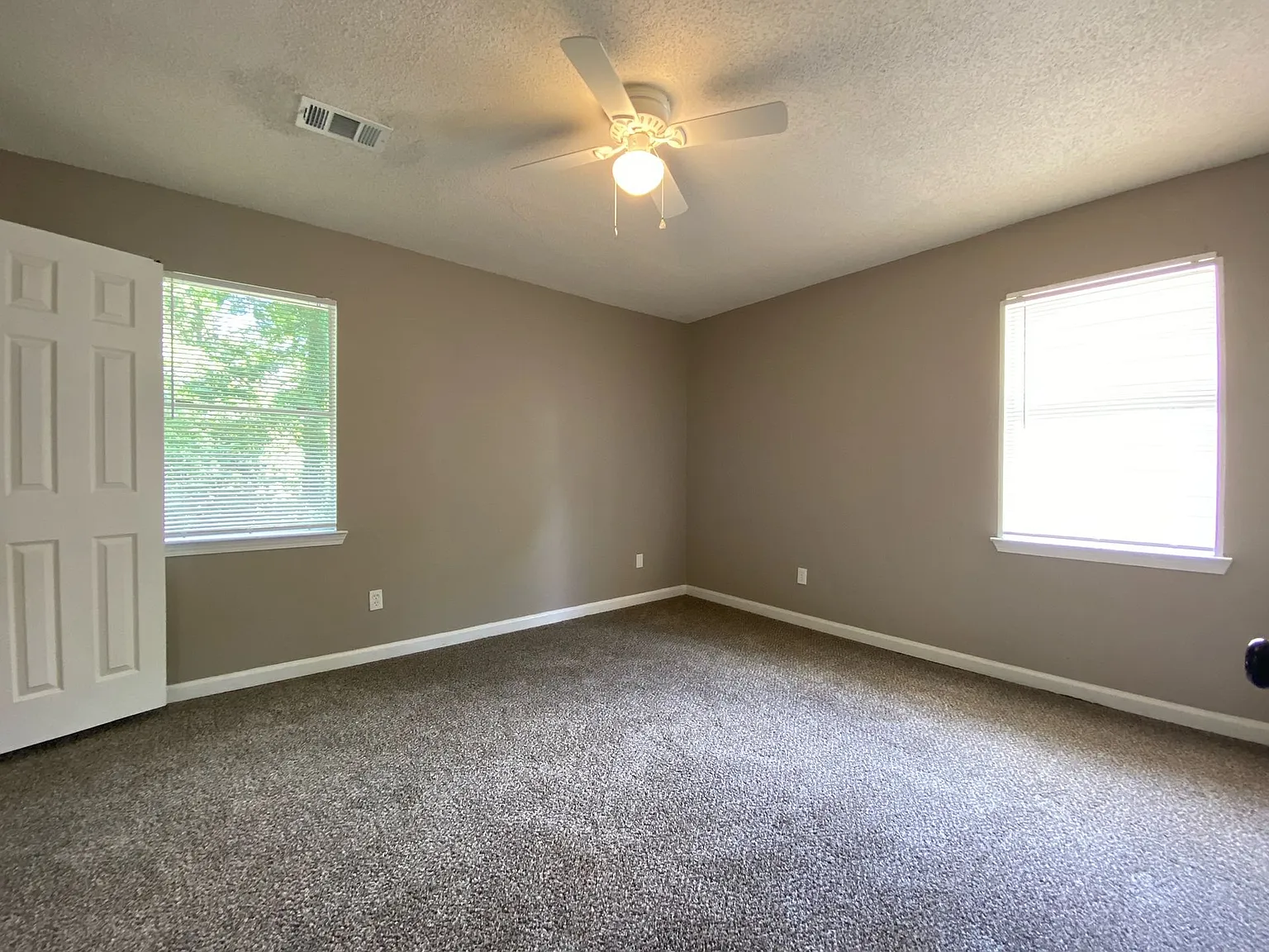 4103 Mossville St — Photo 3