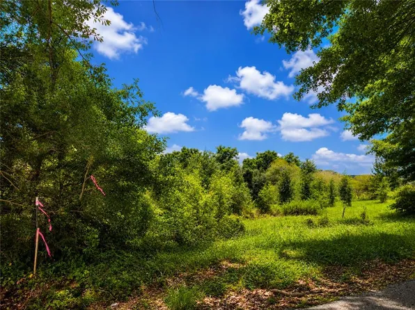 4590 Twin Lakes Dr SW, Monroe, GA 30656
