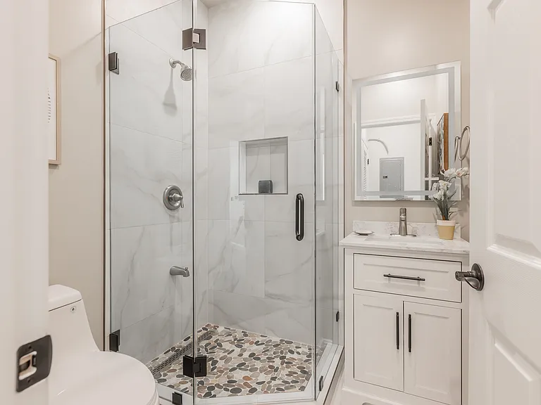 4991 Evans Ave — Photo 2