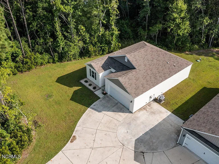 697 Morris Landing Rd — Photo 3