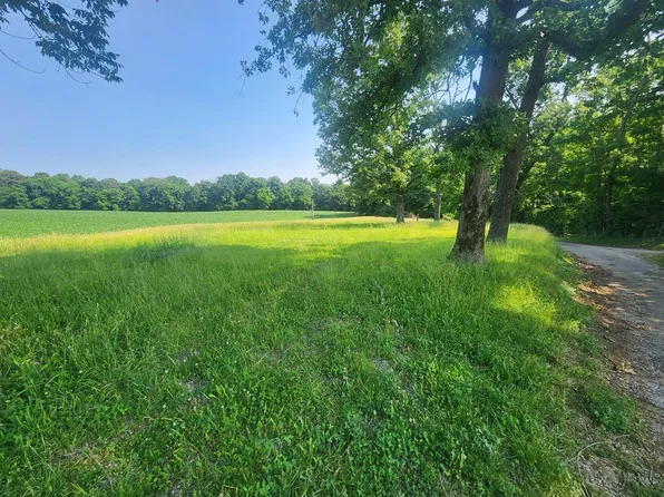 5205 Hardy Rd, Cadiz, KY 42211