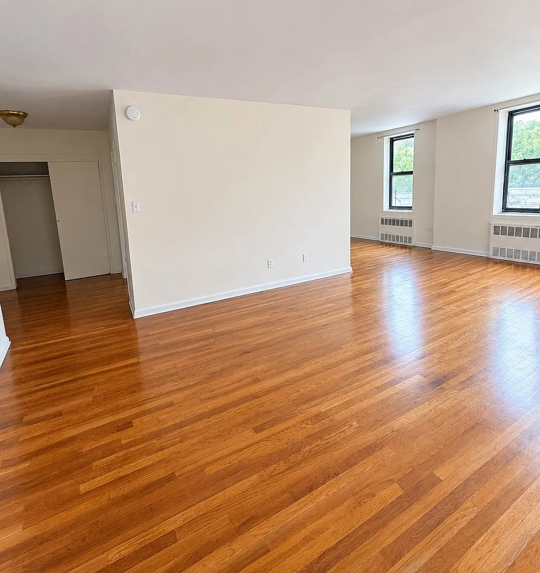 4360 Baychester Avenue — Photo 2