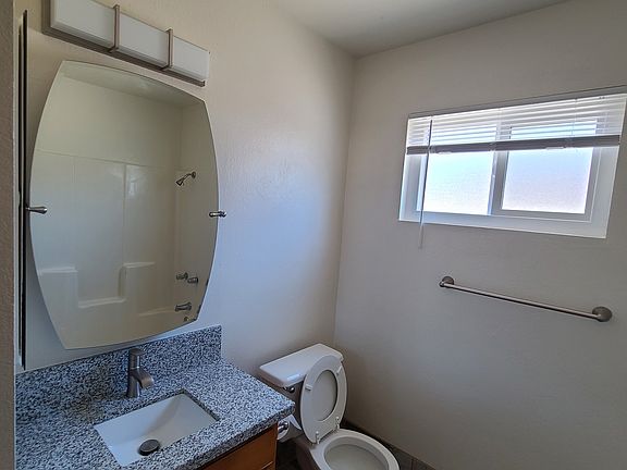 4th image of 6321 Yucca Ave APT E