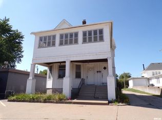 1827 15th Street Pl, Moline, IL 61265