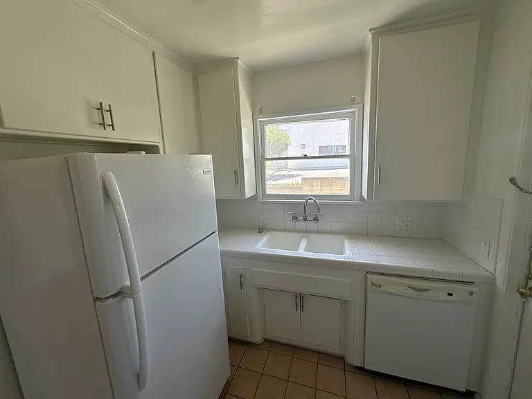 4525 Willis Ave #4529 — Photo 5