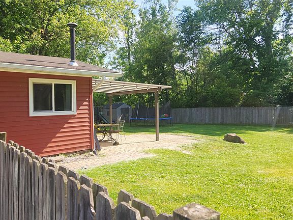 4th image of 28718 Apollo Dr