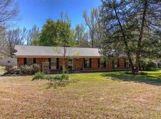 1125 Rockett Dr, Jackson, MS 39212