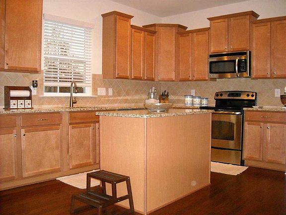 5th image of 2021 Newport Dr