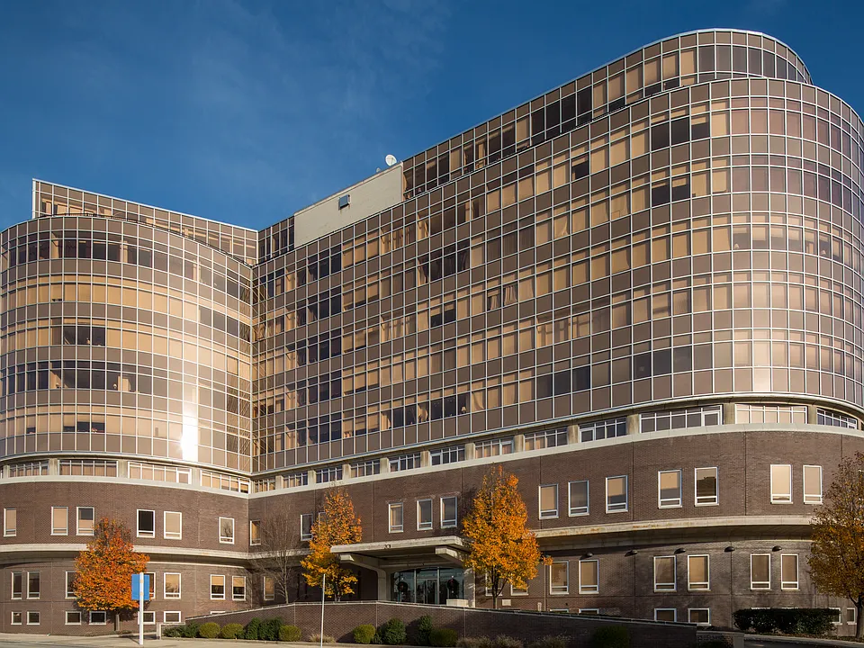 The Metro Club is conveniently located in Philadelphia's Chinatown/Convention Center neighborhood