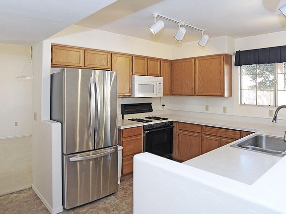 3rd image of 11701 N Copper Creek Dr