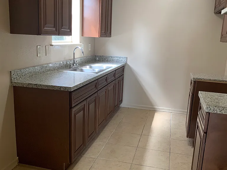 7836 Sail St — Photo 9