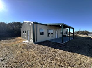 530 Lois Cir, Granbury, TX 76049