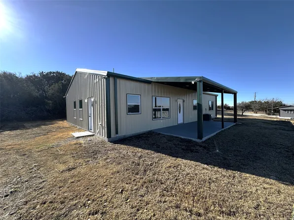 530 Lois Cir, Granbury, TX 76049