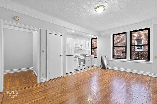 1st image of 14030 Beech Ave #3/P