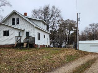 77348 325th St, Ellendale, MN 56026