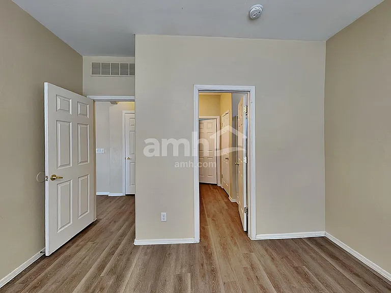 6653 S Stratosphere Ln — Photo 9
