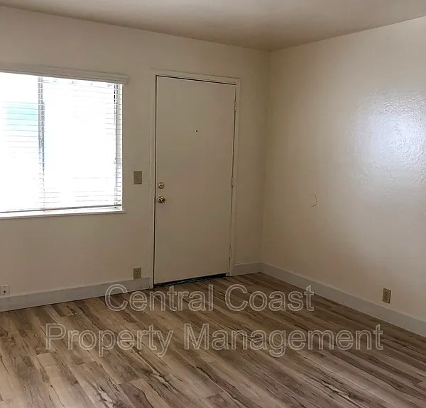 1021 Funston Ave #B — Photo 2