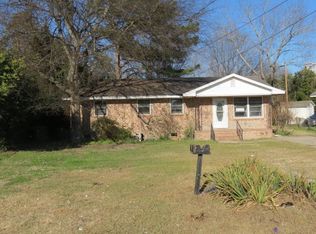 102 Jeffery St, Darlington, SC 29532