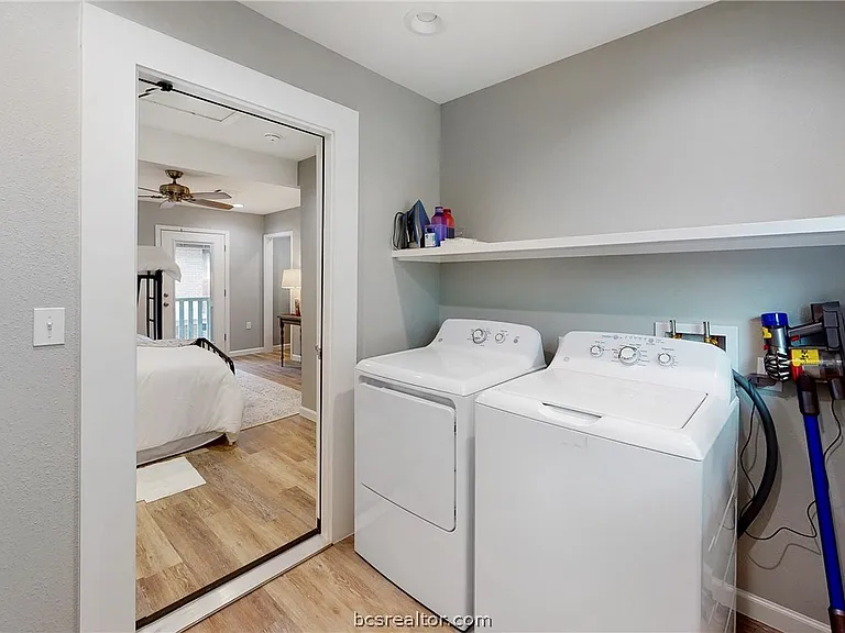 513 Boyett St #1 — Photo 13