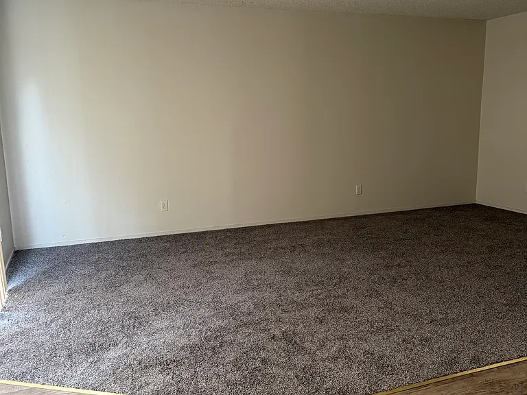 3321 Santa Rosa Ct #C — Photo 3