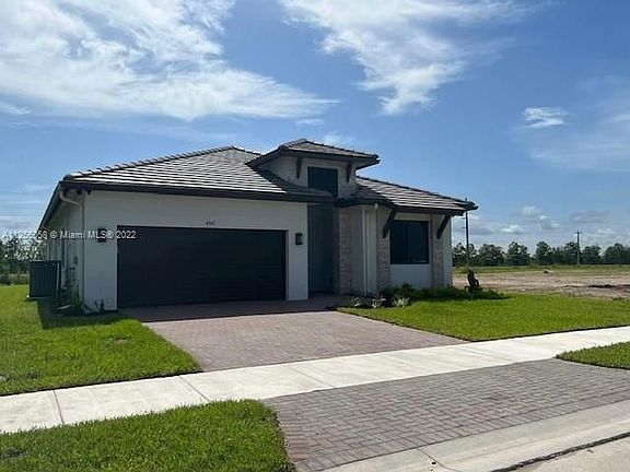 2nd image of 4945 Gambero Way