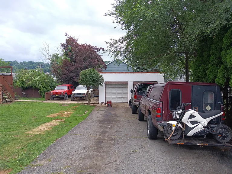 17 Willow St — Photo 21