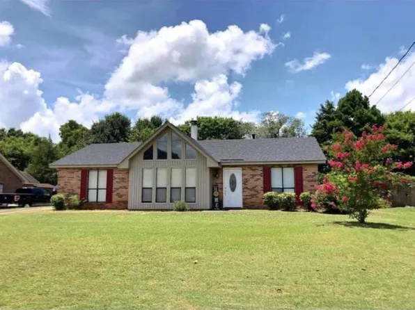 1806 Jenny Dr, Prattville, AL 36066