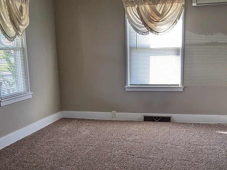 Living Room_11302023