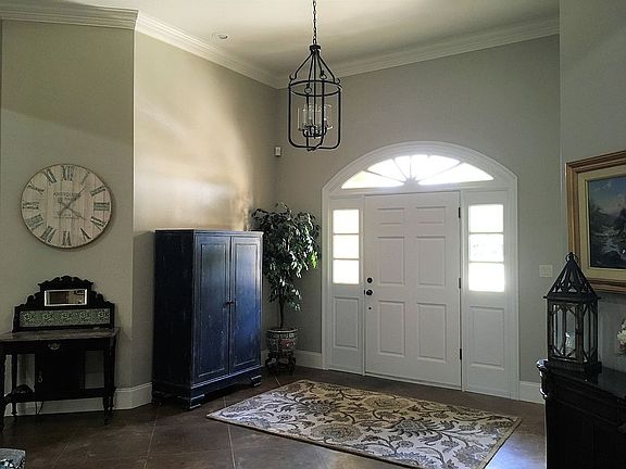 2nd image of 821 Coldwater Creek Cir