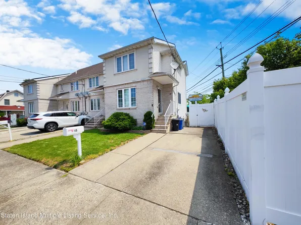 49 Waimer Pl, Staten Island, NY 10312