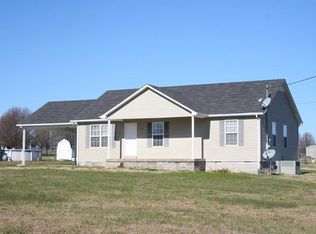 2645 Valley Ln, Lewisburg, TN 37091