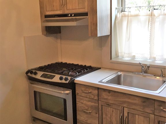 3rd image of 6766 108th St APT B14