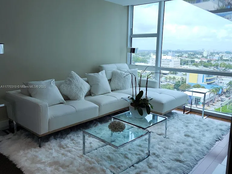 6801 Collins Ave #1214-DOOR1203 — Photo 21