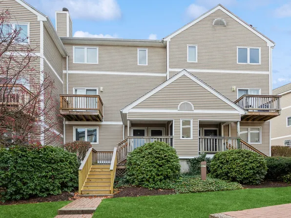 11 Glenrock #11, Norwalk, CT 06850