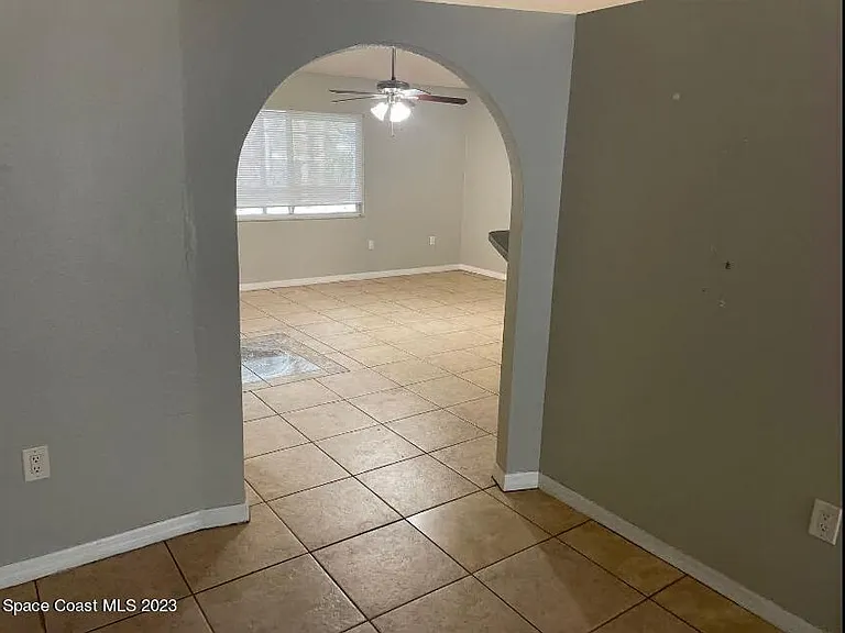 4030 Sheridan Ave — Photo 8