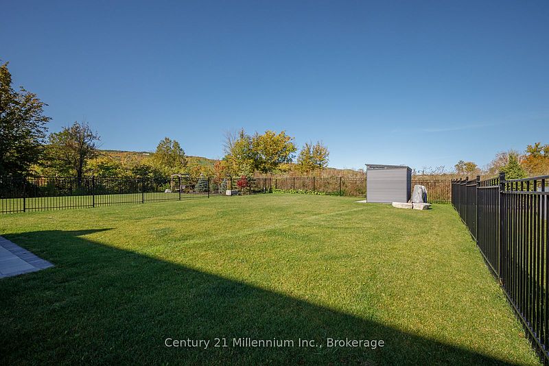 The Blue Mountains House for rent - 5 Bedrooms — photo 35
